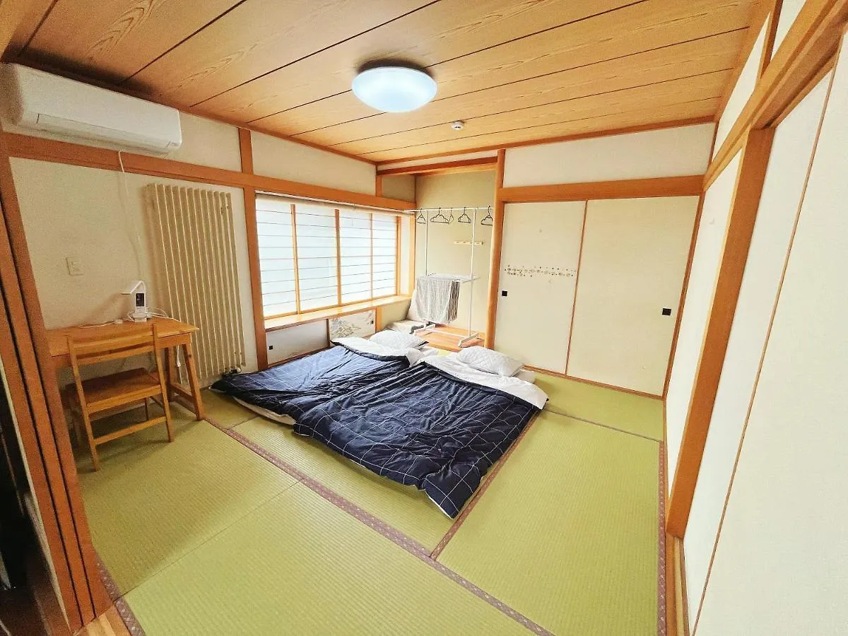 Lucky House 札幌民宿 Japan